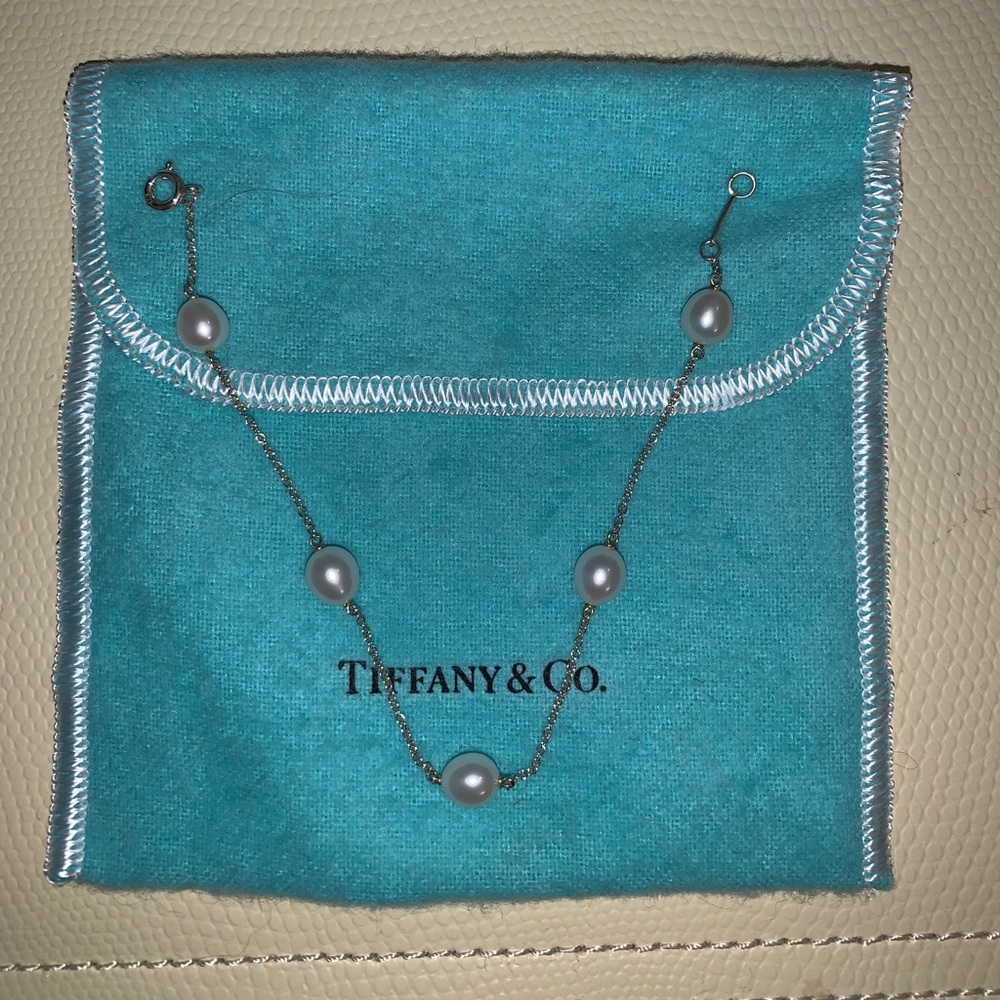 Tiffany Elsa Peretti Pearls by the yard bracelet